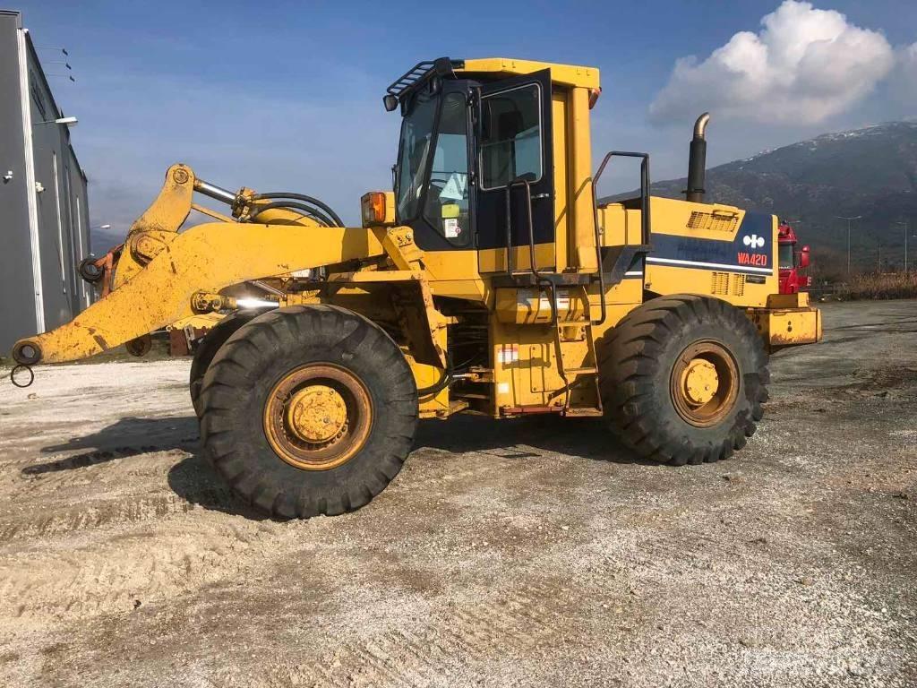 Komatsu WA 420-1H Колесни товарачи