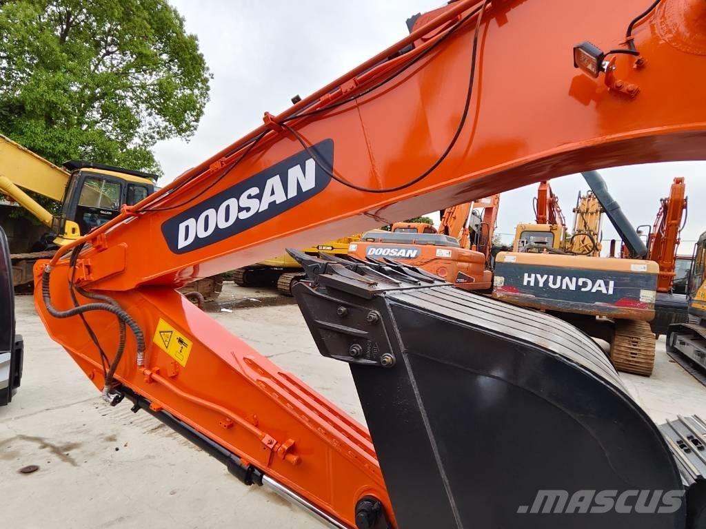 Doosan DX 225 LC Верижен екскаватор