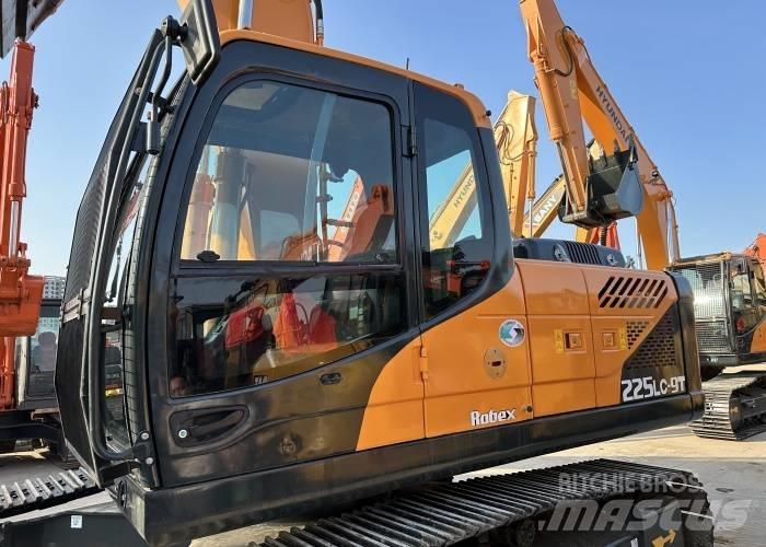 Hyundai 225 Верижен екскаватор