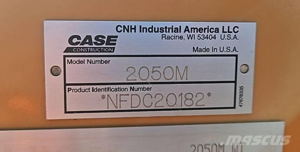 CASE 2050 M Верижни булдозери
