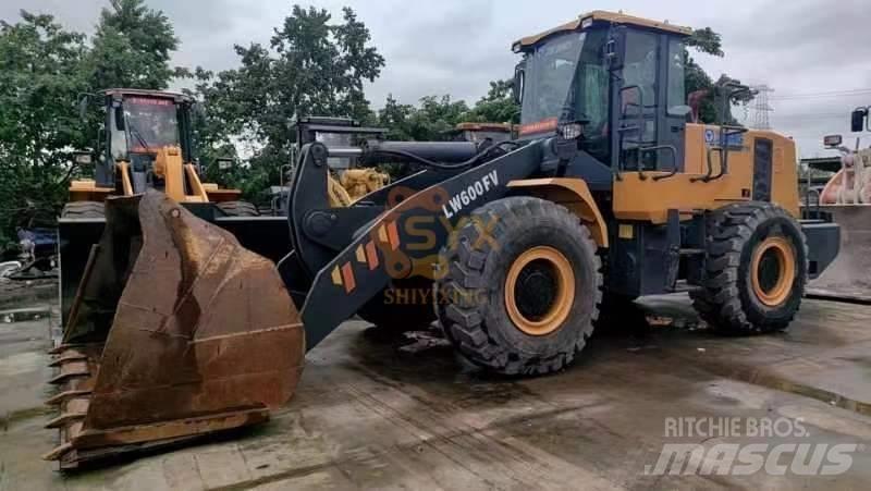 XCMG LW 600 FV Колесни товарачи