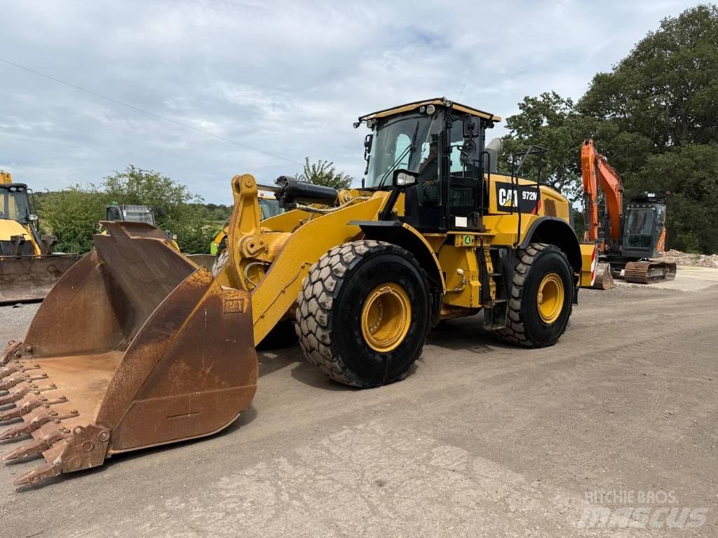 CAT 972 M Колесни товарачи