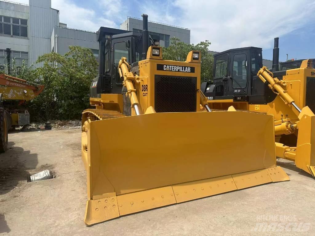 CAT D 8 R Верижни булдозери
