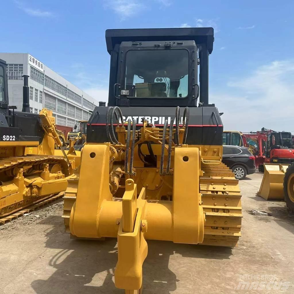 CAT D 8 R Верижни булдозери

