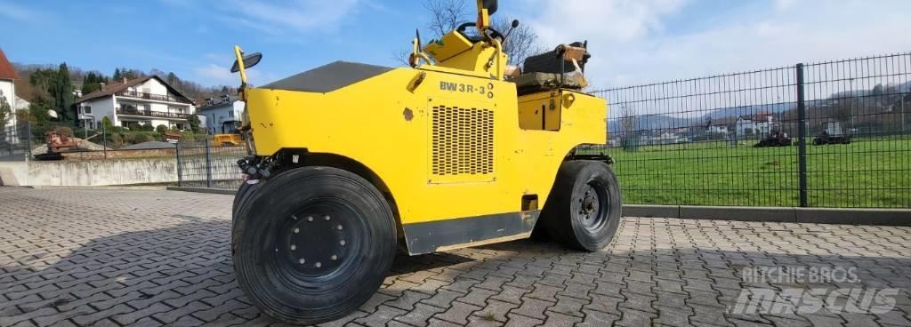 Bomag BW 3R-3 Пневматични гумени  ролки
