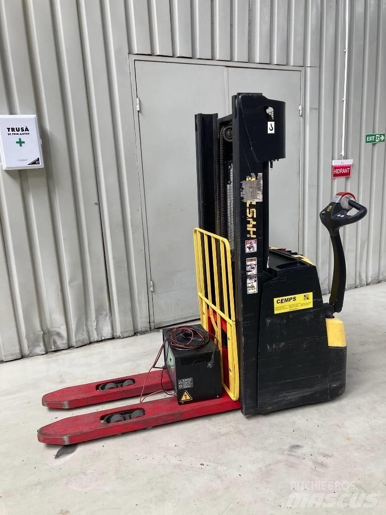 Hyster S 1.2 Колички високоповдигачи с теглич