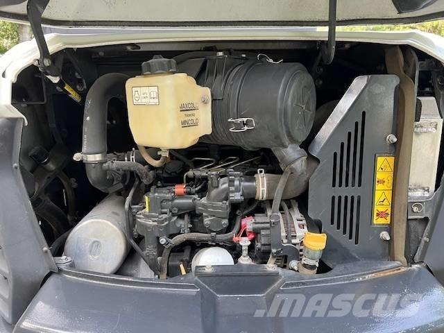 Bobcat E50R2 Мини екскаватори < 7 т
