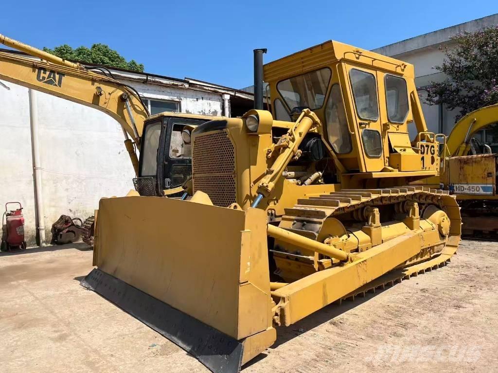 CAT D 7 G Верижни булдозери
