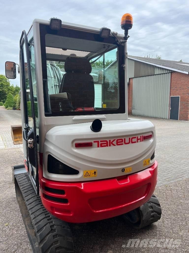 Takeuchi tb235-2 Мини екскаватори < 7 т