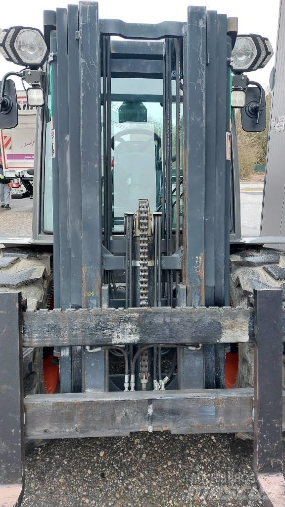 Ausa C 351 H4X Дизелови камиони