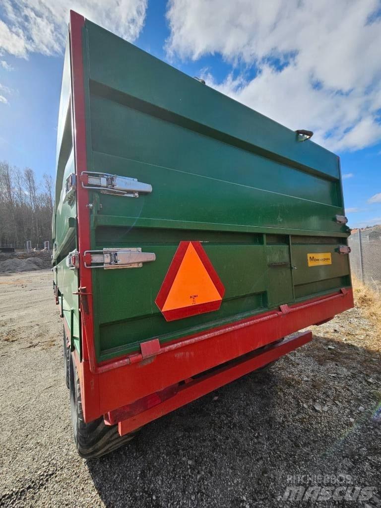 Möre T150 Ремаркета за зърно / силаж

