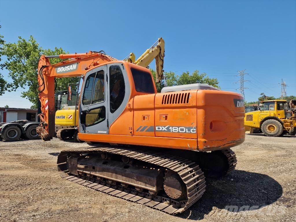 Doosan DX 180 LC Верижен екскаватор