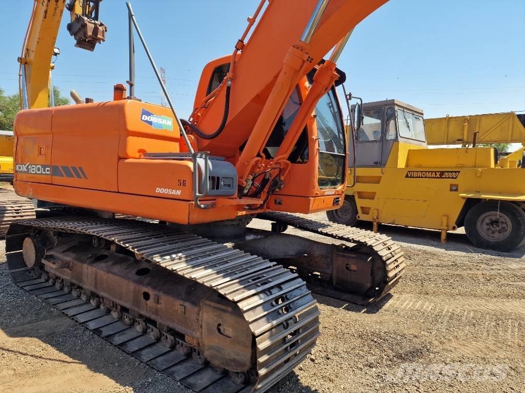 Doosan DX 180 LC Верижен екскаватор