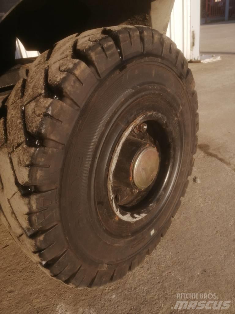 Hyster H 2.5 FT LPG Камиони с АГУ