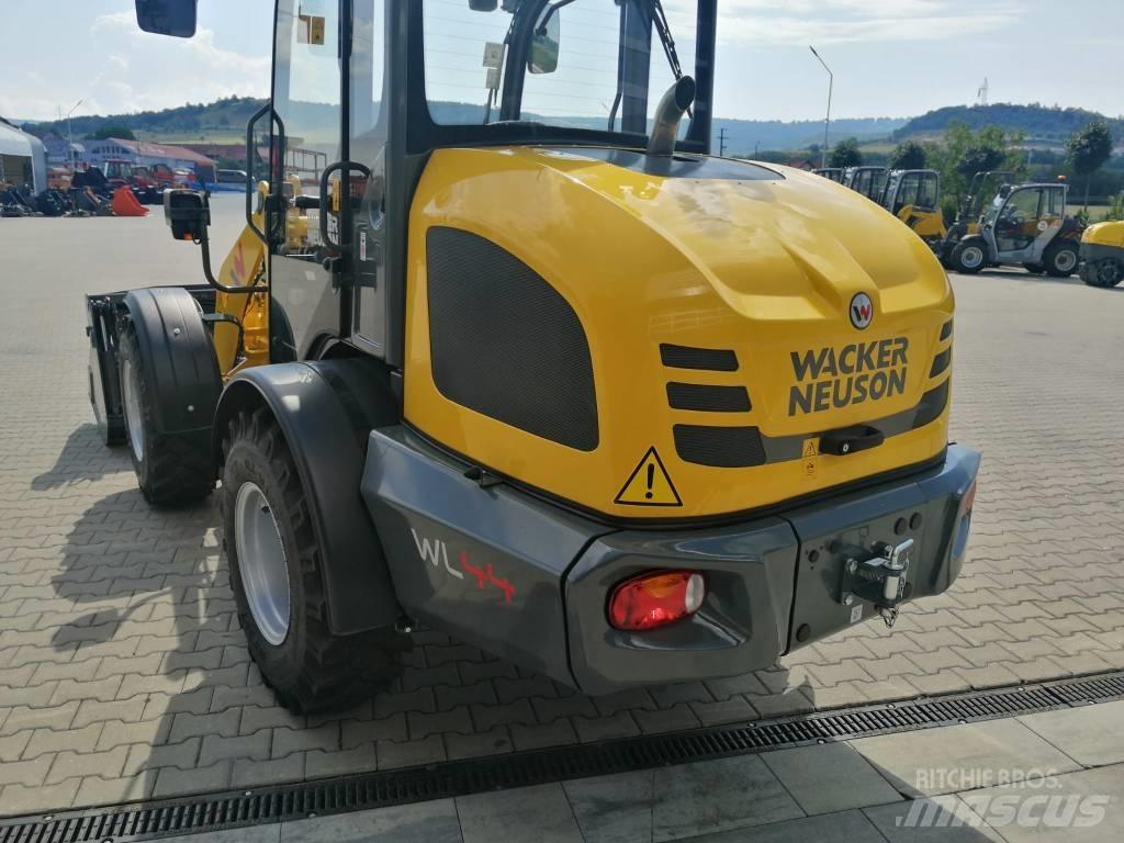 Wacker Neuson WL44 Колесни товарачи
