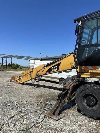 CAT M322D VAH Специални екскаватори