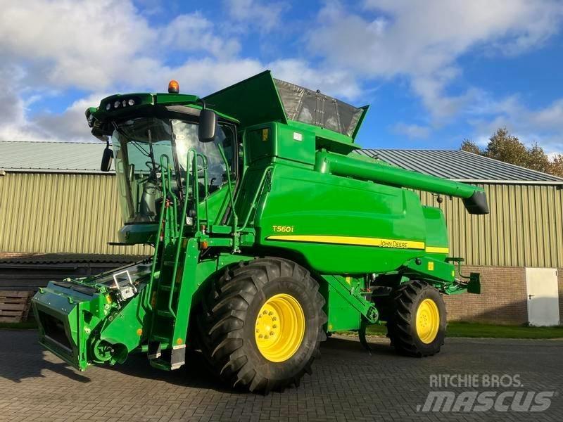 John Deere T 560 i Комбайни