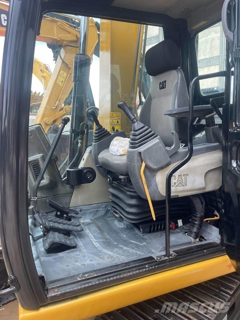 CAT 307 D Мини екскаватори < 7 т