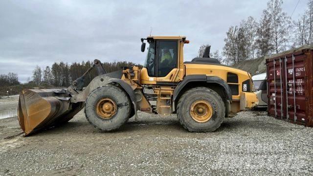 Volvo L120H Колесни товарачи