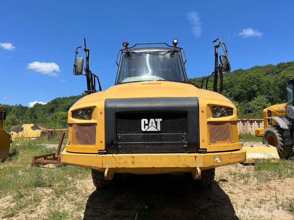 CAT 730 C Дъмпери/моторни превозни средства