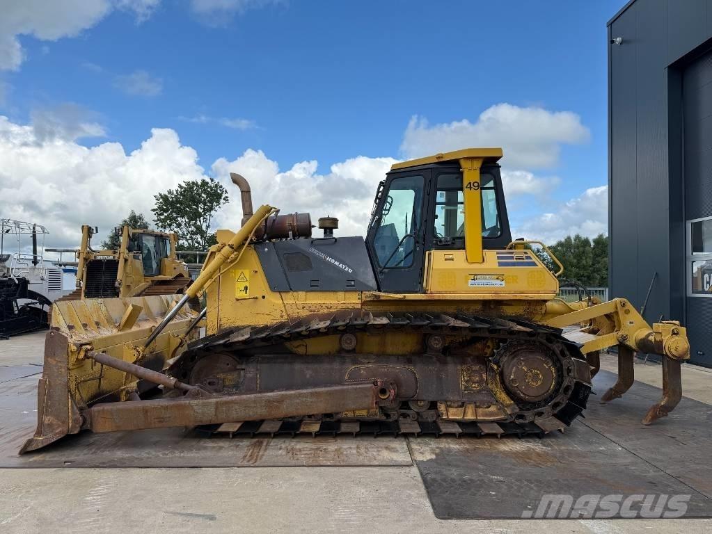 Komatsu D 65 PX-12 Верижни булдозери
