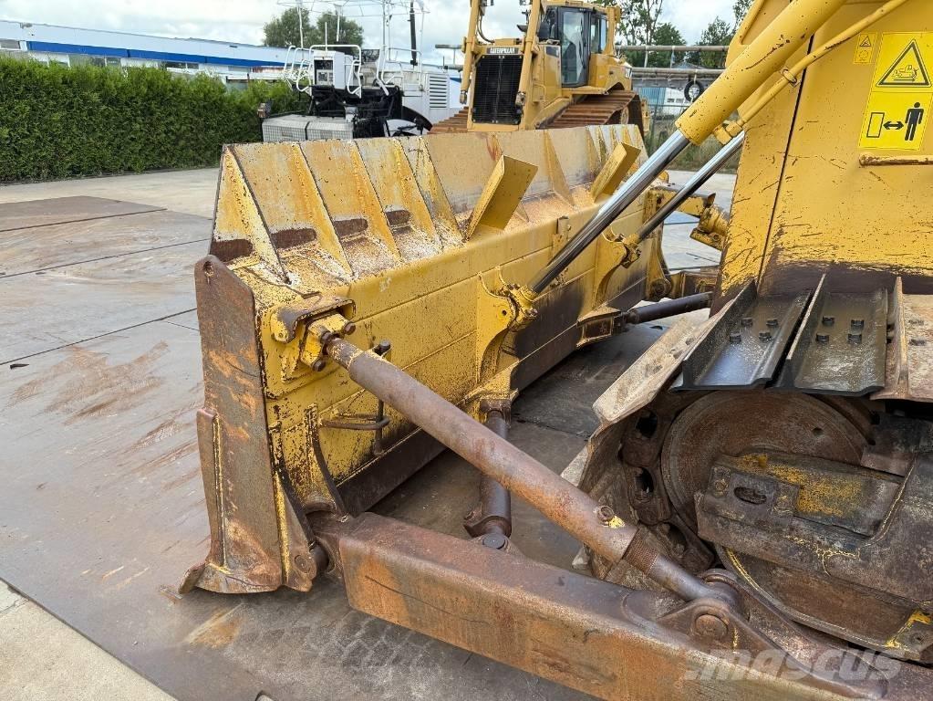 Komatsu D 65 PX-12 Верижни булдозери

