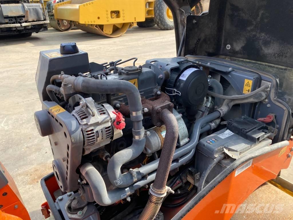 Hamm HD 10C VV Двойни барабанни ролки
