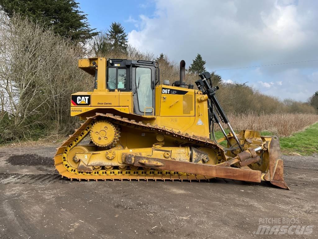 CAT D 6 T LGP EPA Верижни булдозери
