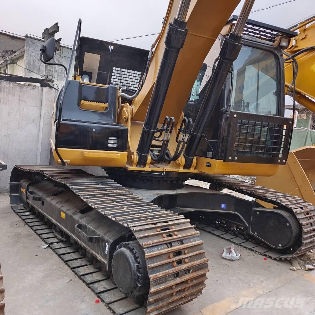 CAT 330 D Верижен екскаватор