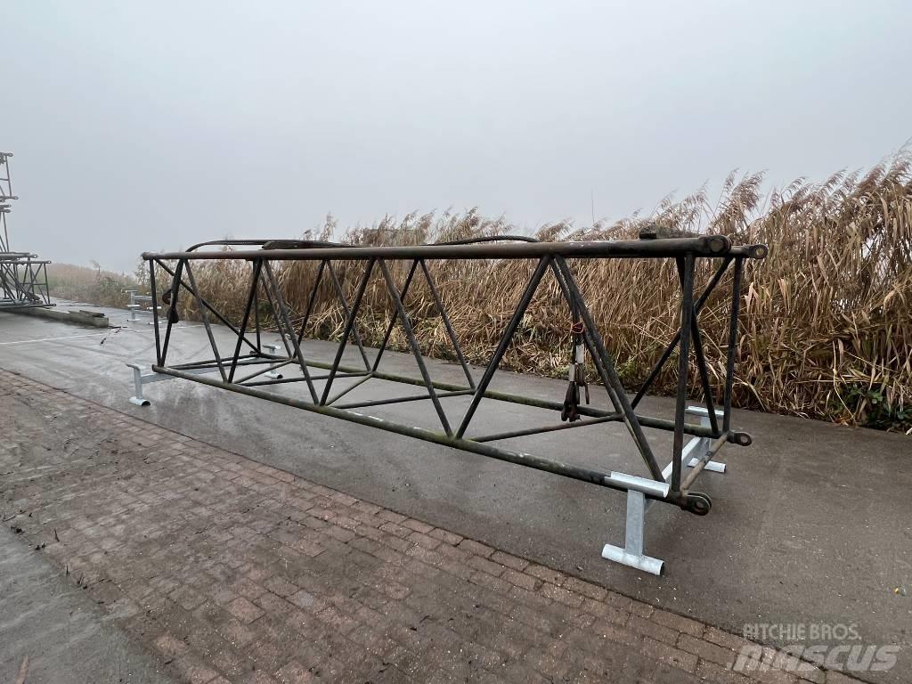 Hitachi KH 180-3 Части и оборудване за кранове

