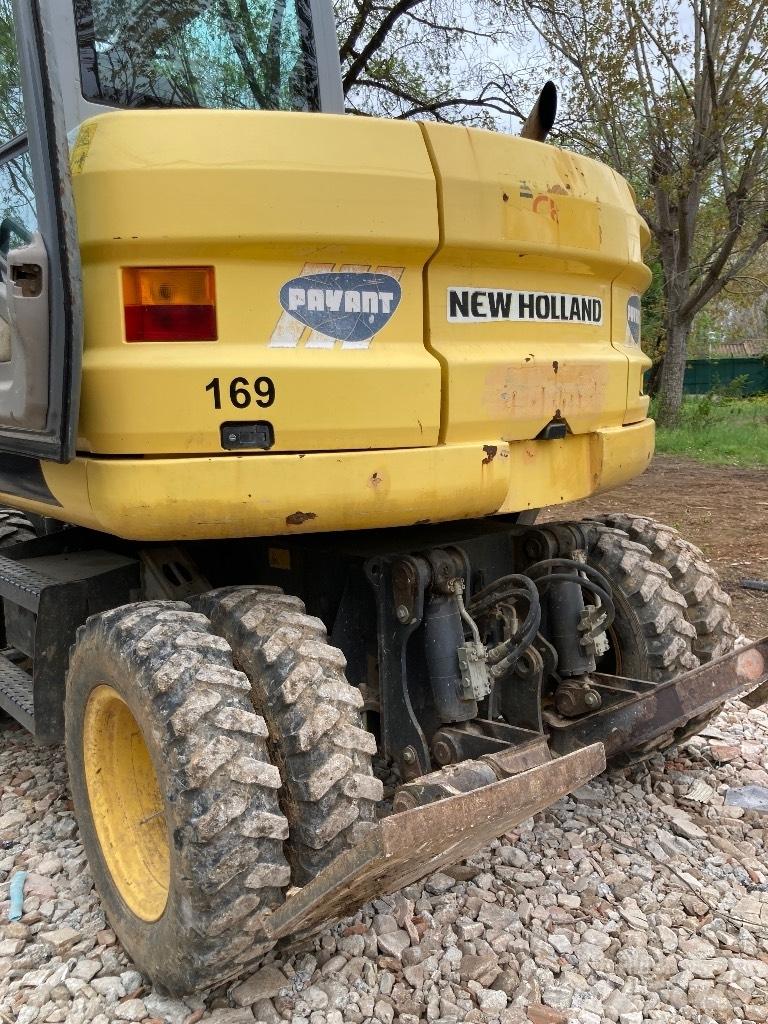 New Holland MH 2.6 Колесни екскаватори
