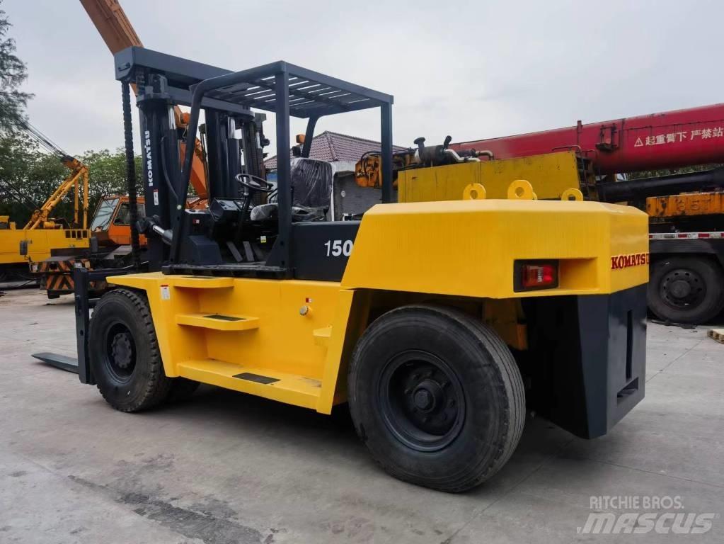 Komatsu FD 15 Дизелови камиони