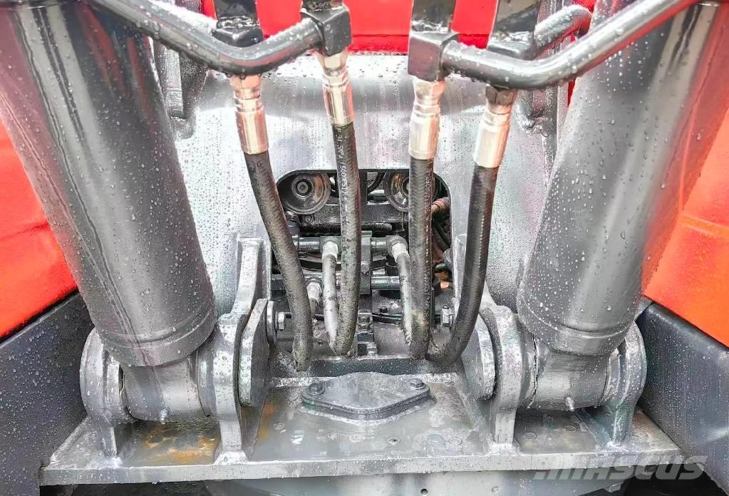 Doosan DX 140 Верижен екскаватор