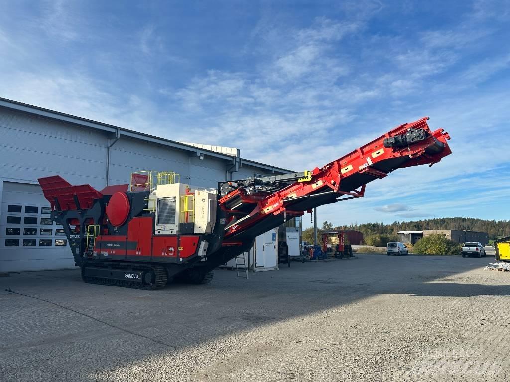 Sandvik UJ443e Мобилни трошачки
