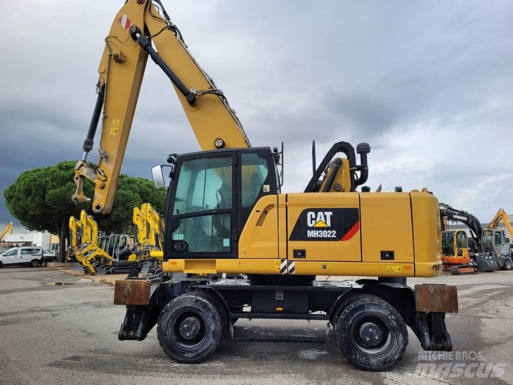CAT mh3022 Колесни екскаватори