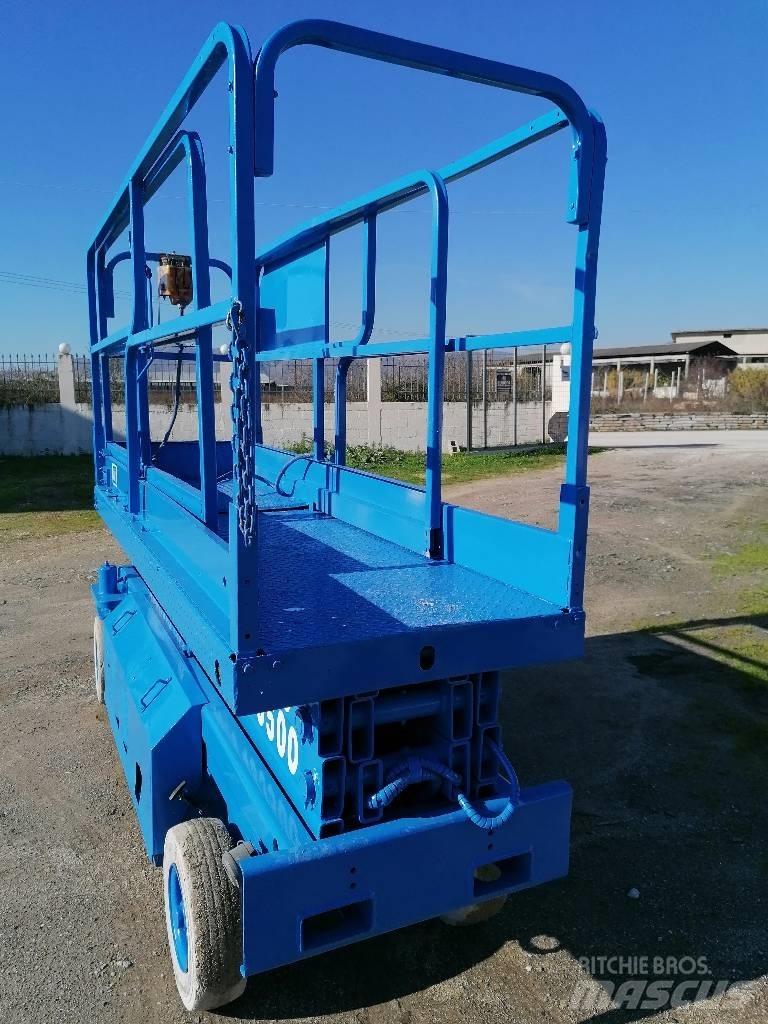 JLG 2033 COMMANDER Други вишки и платформи