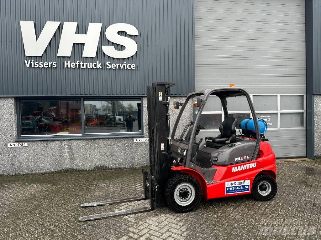 Manitou MI 25 G Камиони с АГУ