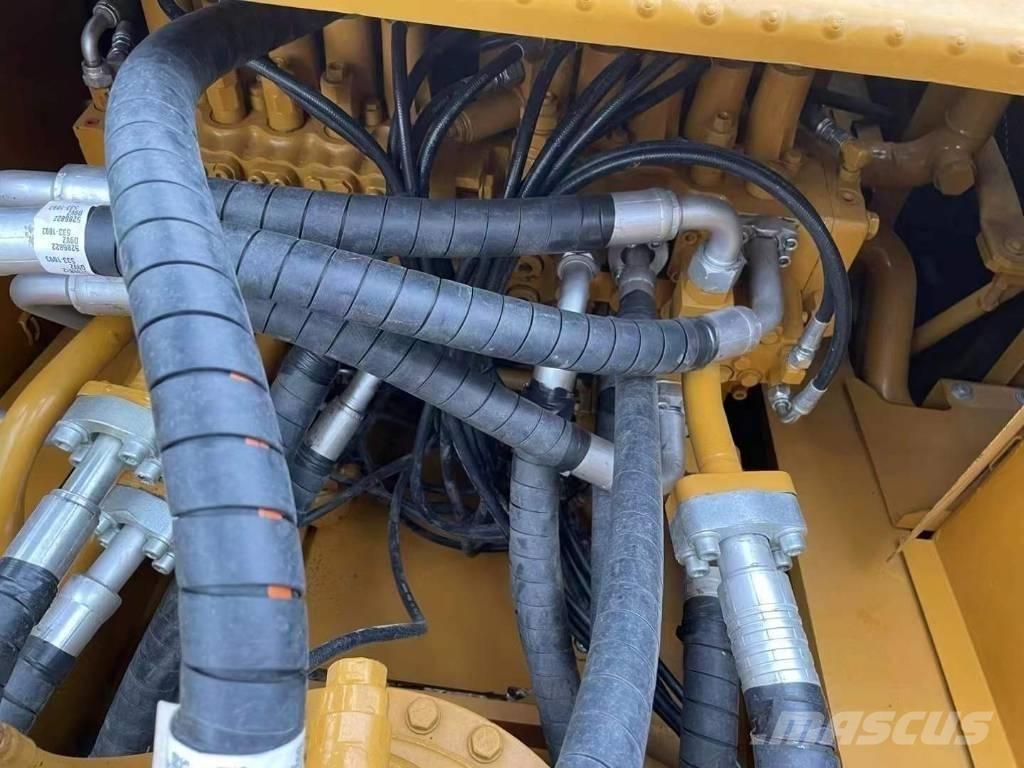 CAT 330 D Верижен екскаватор