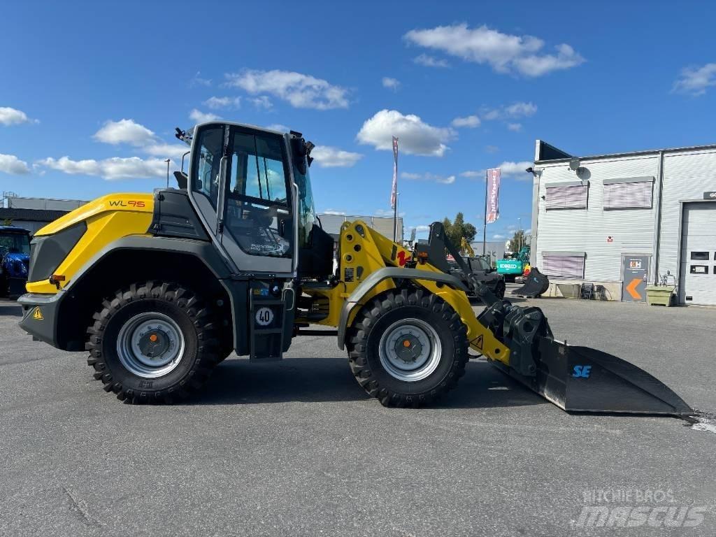 Wacker Neuson WL95 Колесни товарачи