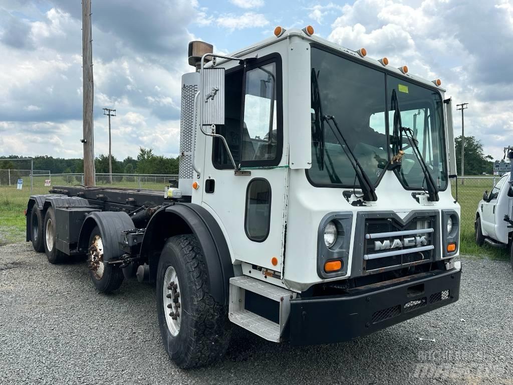 Mack MRU613 Камиони за отпадъци