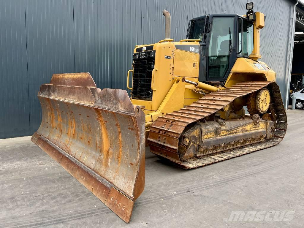 CAT D6N LGP Верижни булдозери
