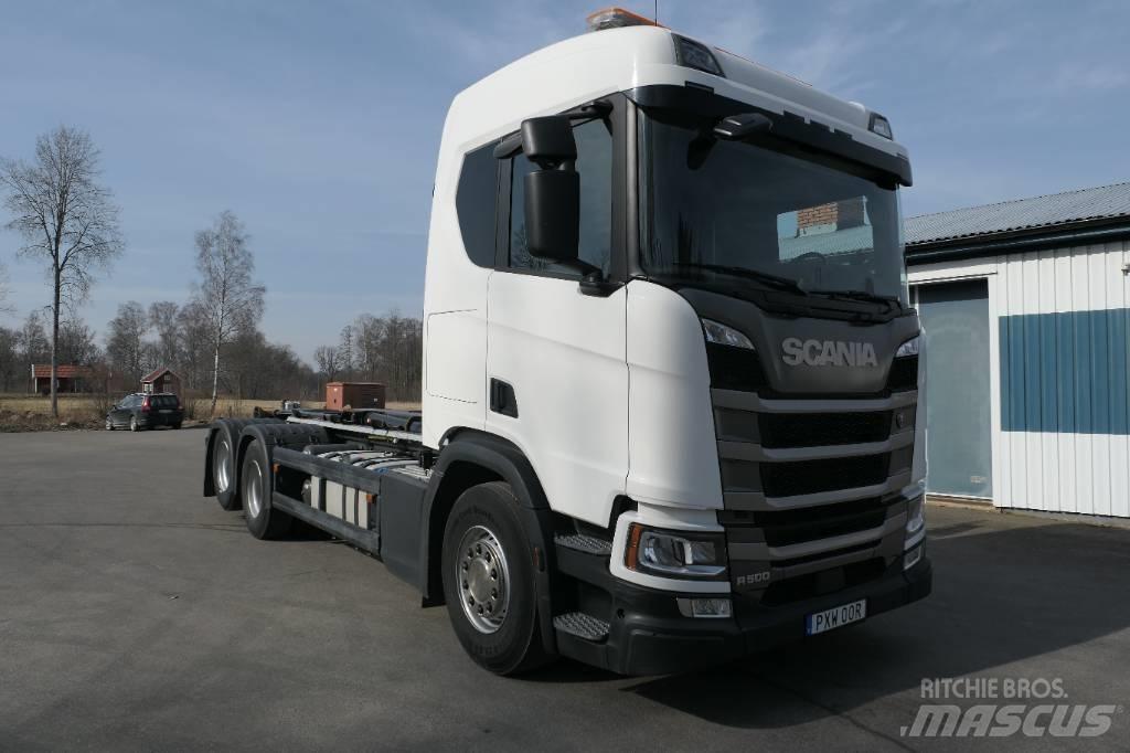 Scania R500 B6x2nb Камиони с кран с кука