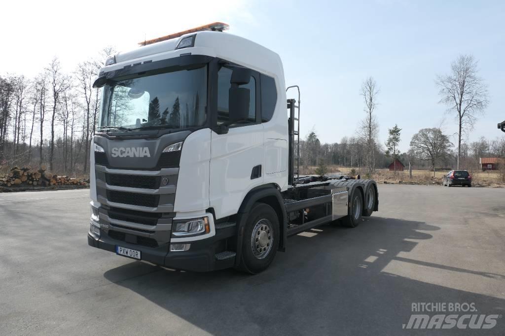 Scania R500 B6x2nb Камиони с кран с кука