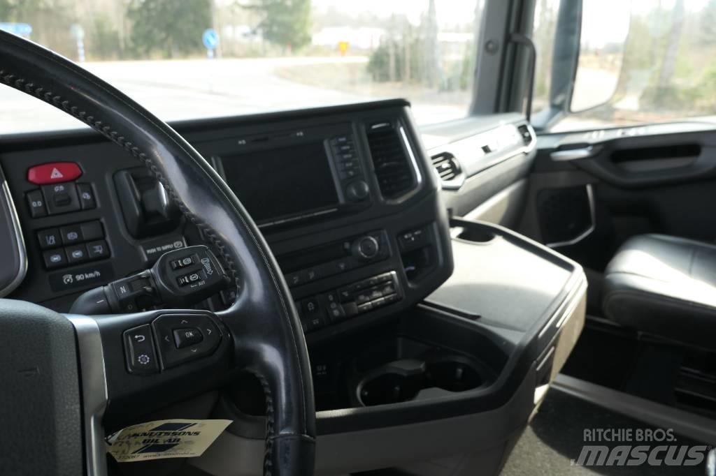 Scania R500 B6x2nb Камиони с кран с кука