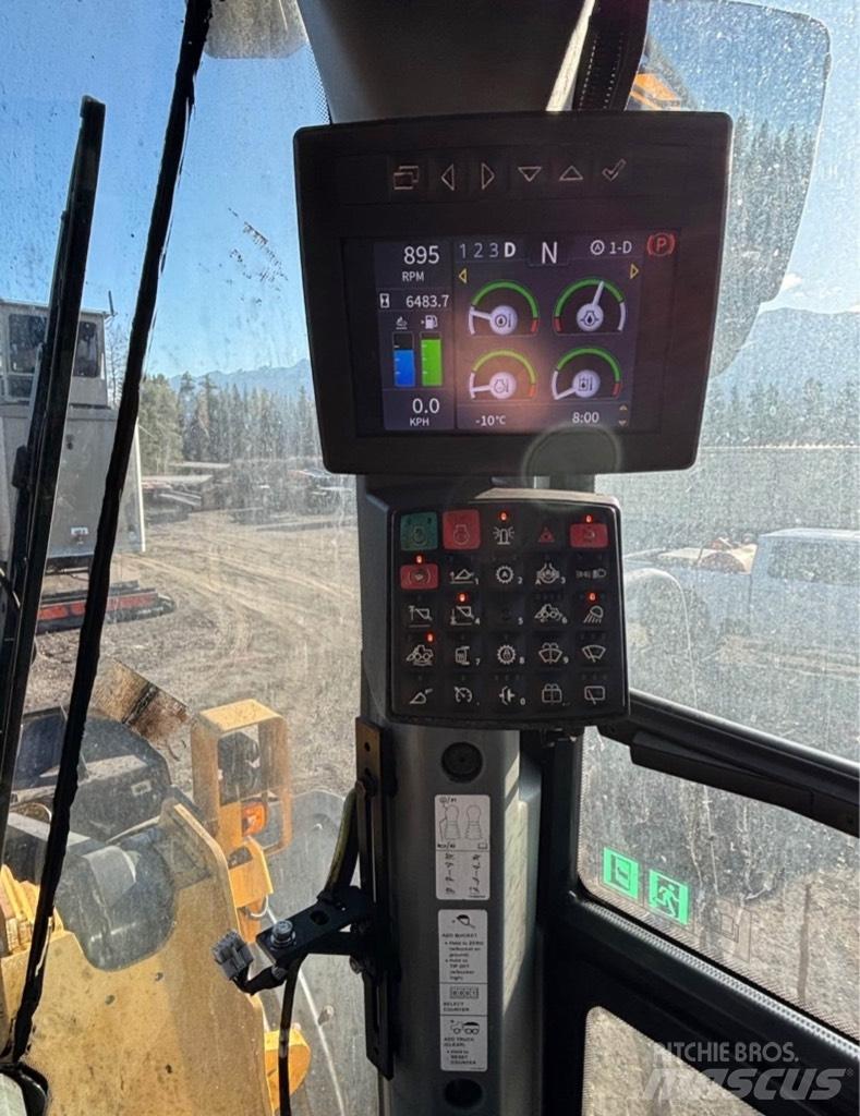 CAT 988 K Колесни товарачи