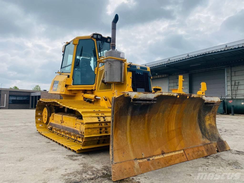 CAT D 6 K LGP Верижни булдозери
