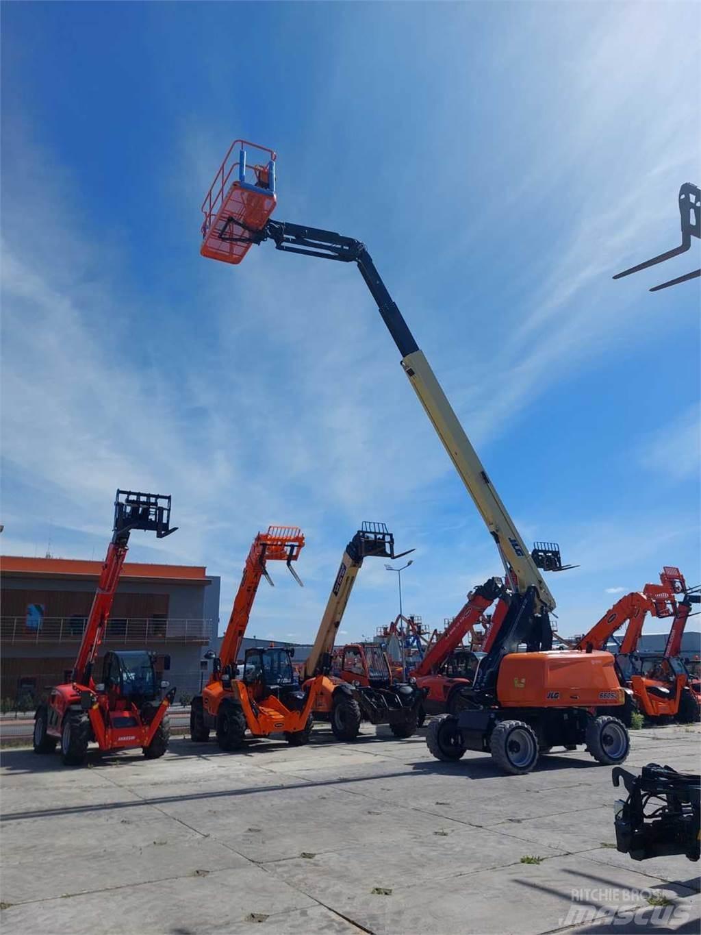 JLG 660SJ Телескопични повдигачи
