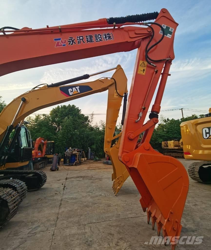 Hitachi ZX 200 Верижен екскаватор