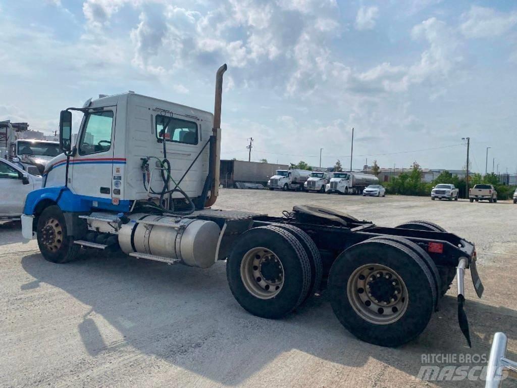 Volvo VNL Влекачи