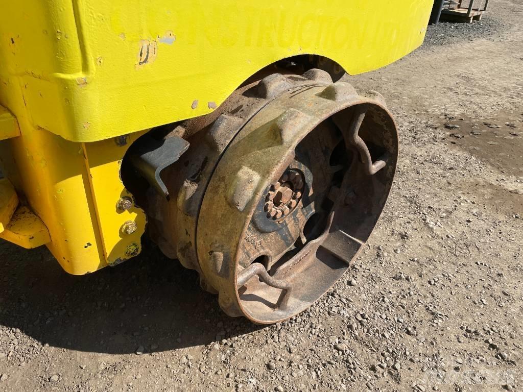 Bomag BMP 8500 Двойни барабанни ролки

